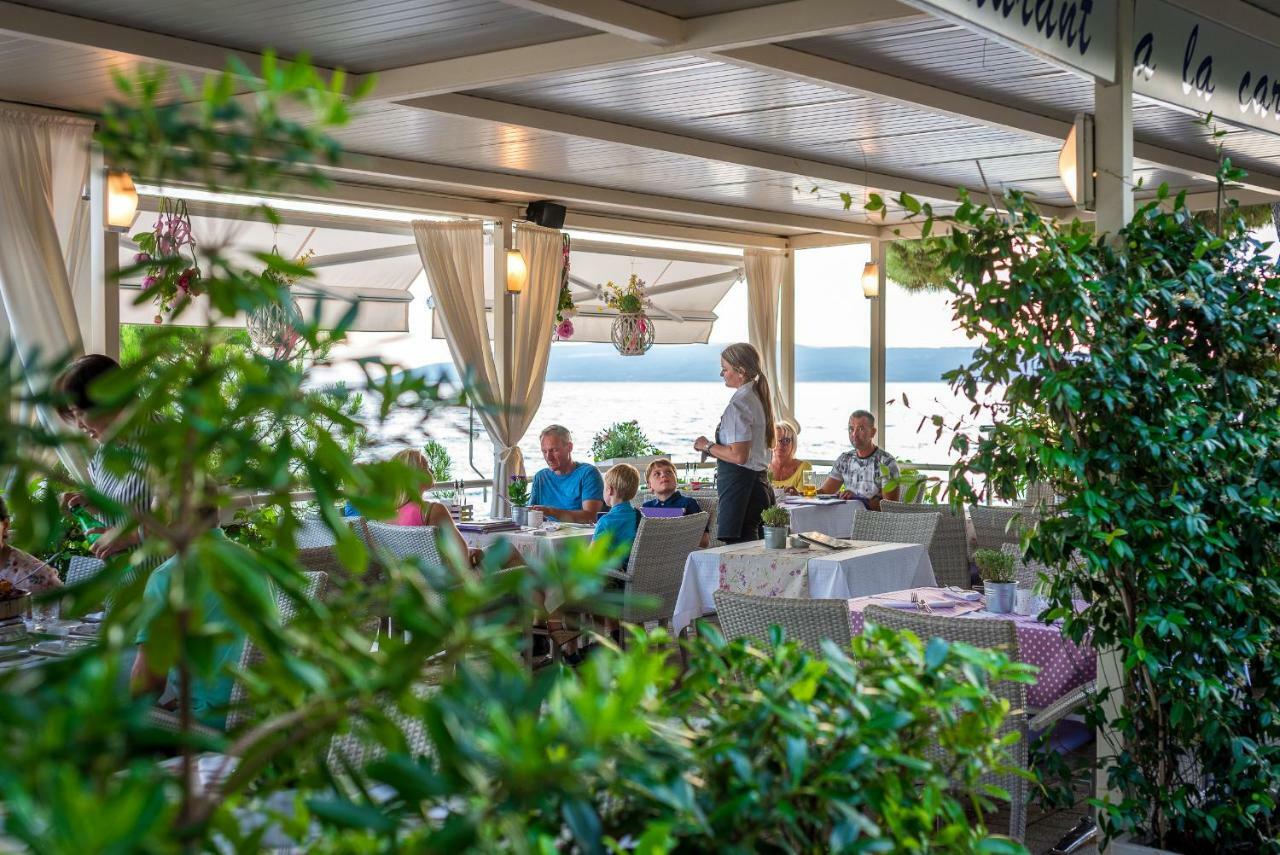 Hotel Maritimo Макарска Екстериор снимка